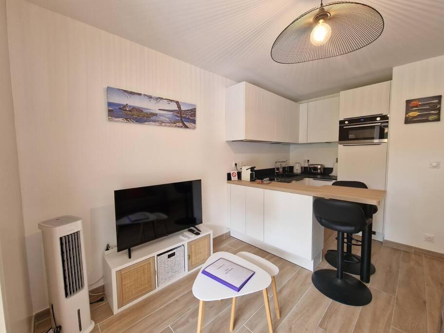 T2 Neuf, Parking Prive,Acces Mer Bandol Eksteriør billede