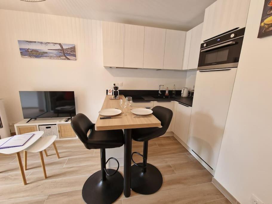 T2 Neuf, Parking Prive,Acces Mer Bandol Eksteriør billede